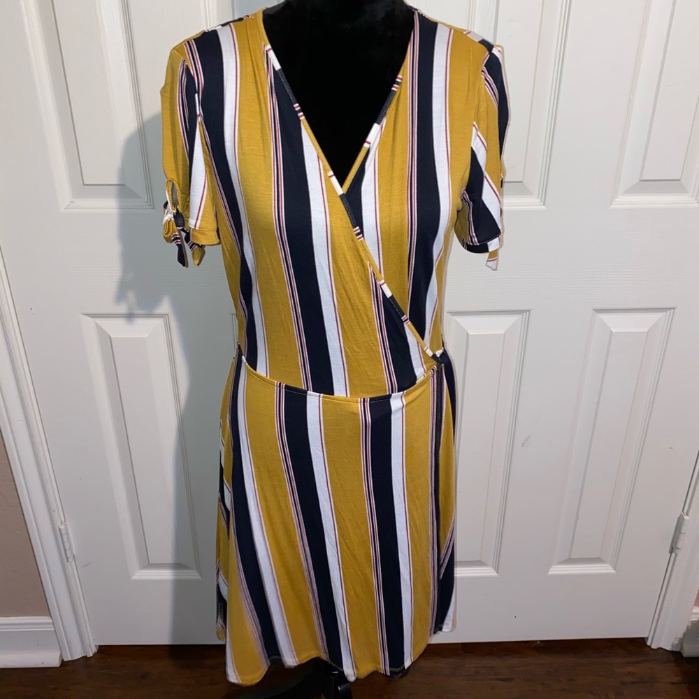 Yellow Pink Rose coverup/ dress. US large